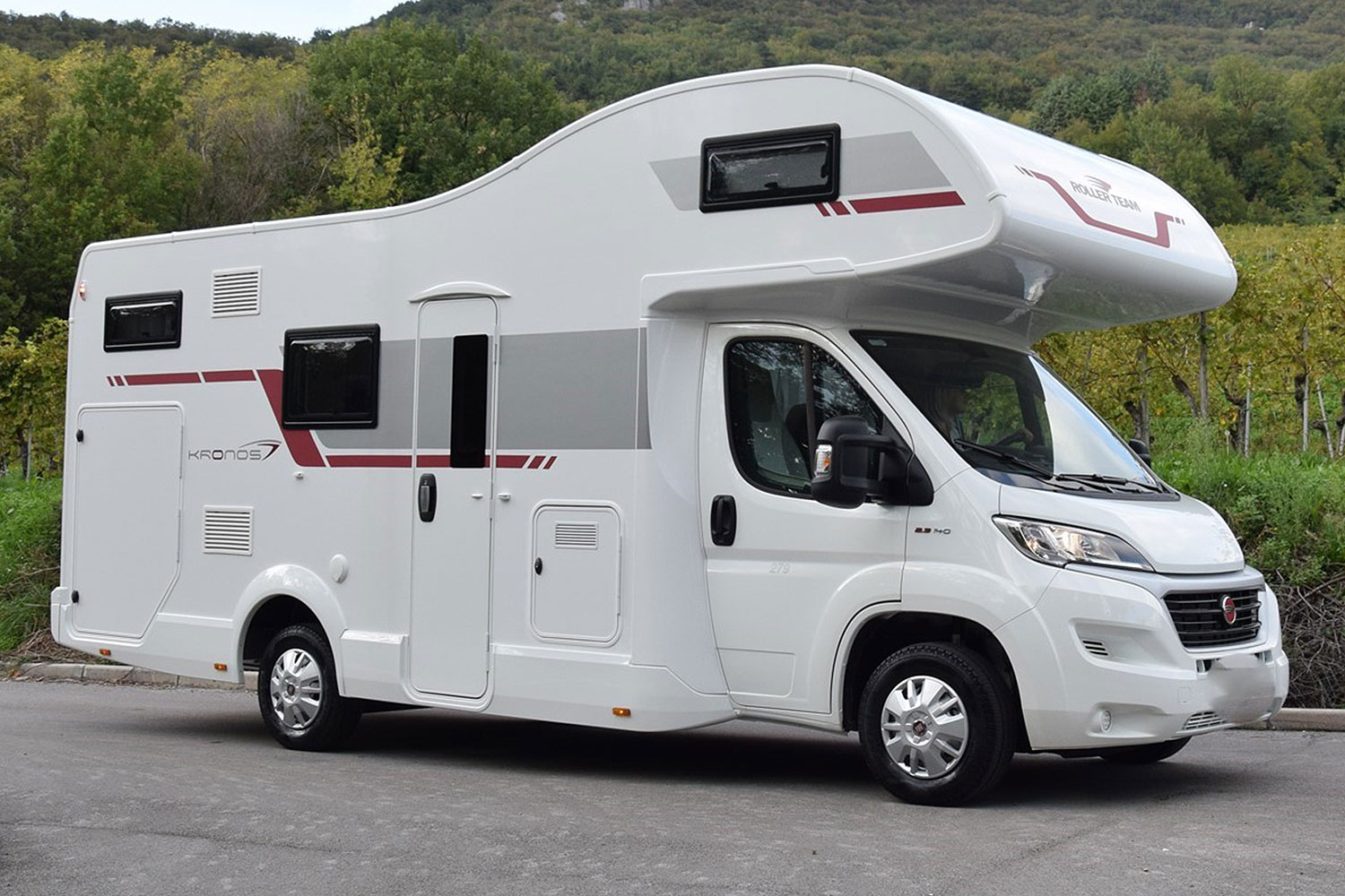 alquiler autocaravana de 6 plazas